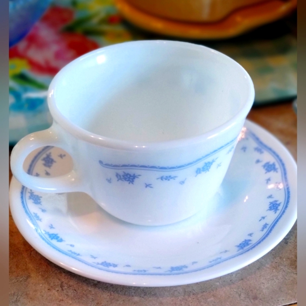 Pyrex - Corning ***** MORNING BLUE ***** Coffee / Tea Cup with Saucer